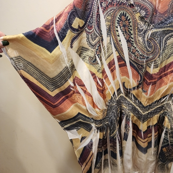 Dressbarn Printed Butterfly sleeves blouse size L - Picture 7 of 10